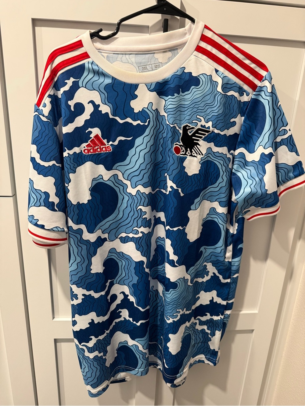 adidas Men’s Blue Wave-Print Jersey with Red Trim